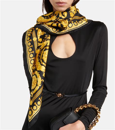 versace wollschal|versace silk scarf.